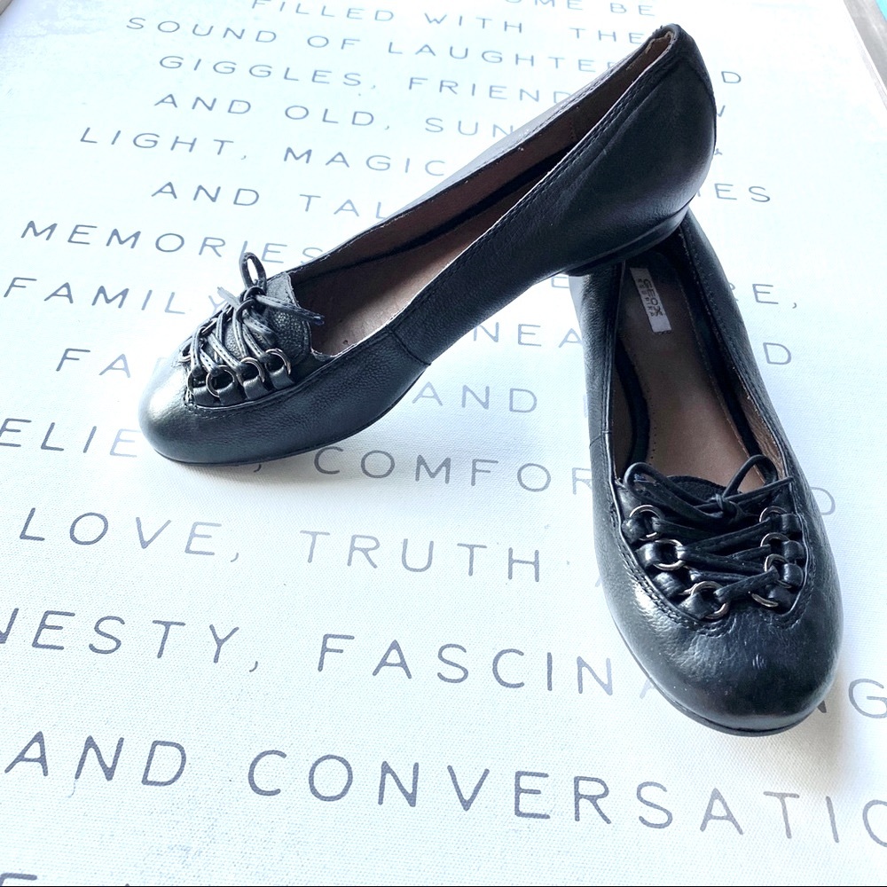 GEOX RESPIRA Black flats lace front shoes slip on leather women’s low heels 6.5